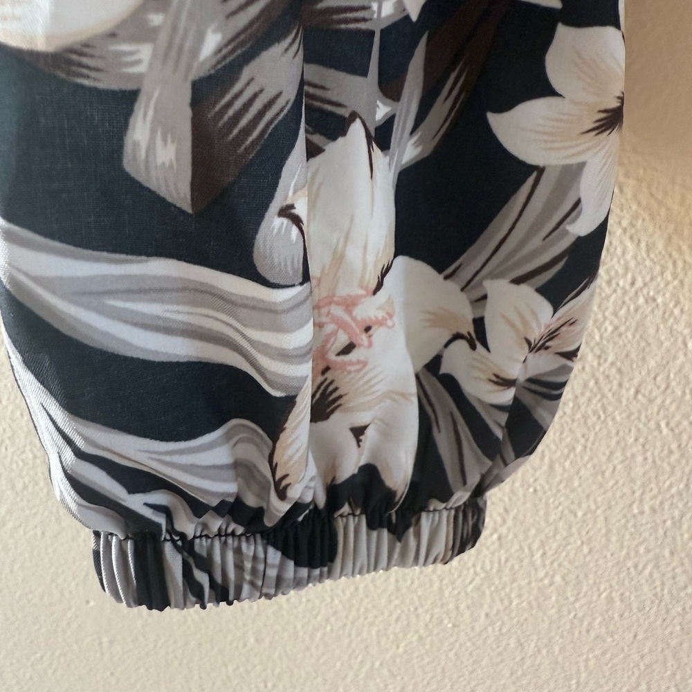 Hurley Black and White Floral Jacket - Picture 4 of 6